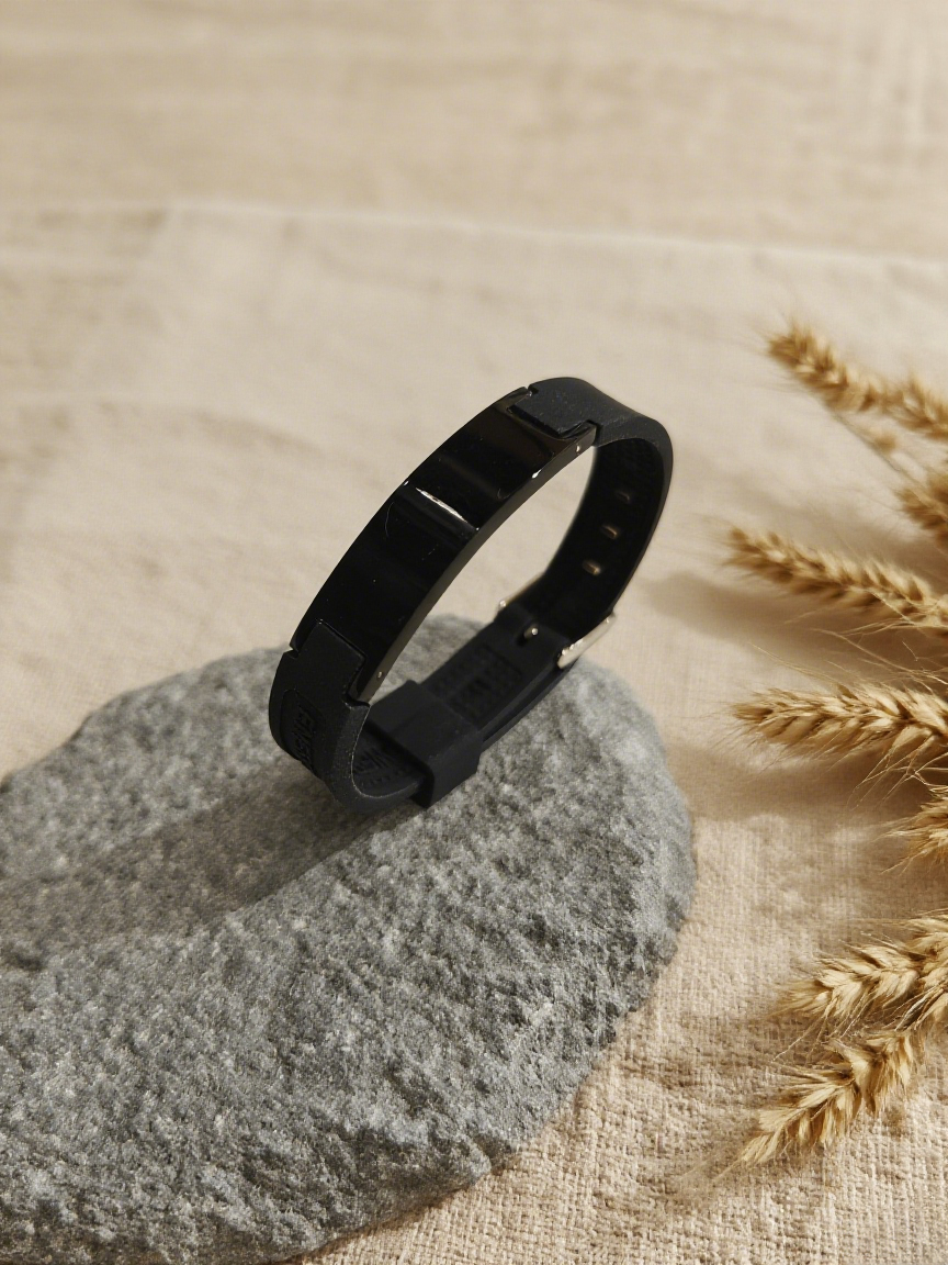 The Perfect Gift for Him & Her | Blaxer 2.0 Anti-Static Bracelet | Stylish Design Meets Everyday Wellness - Long FullBlack