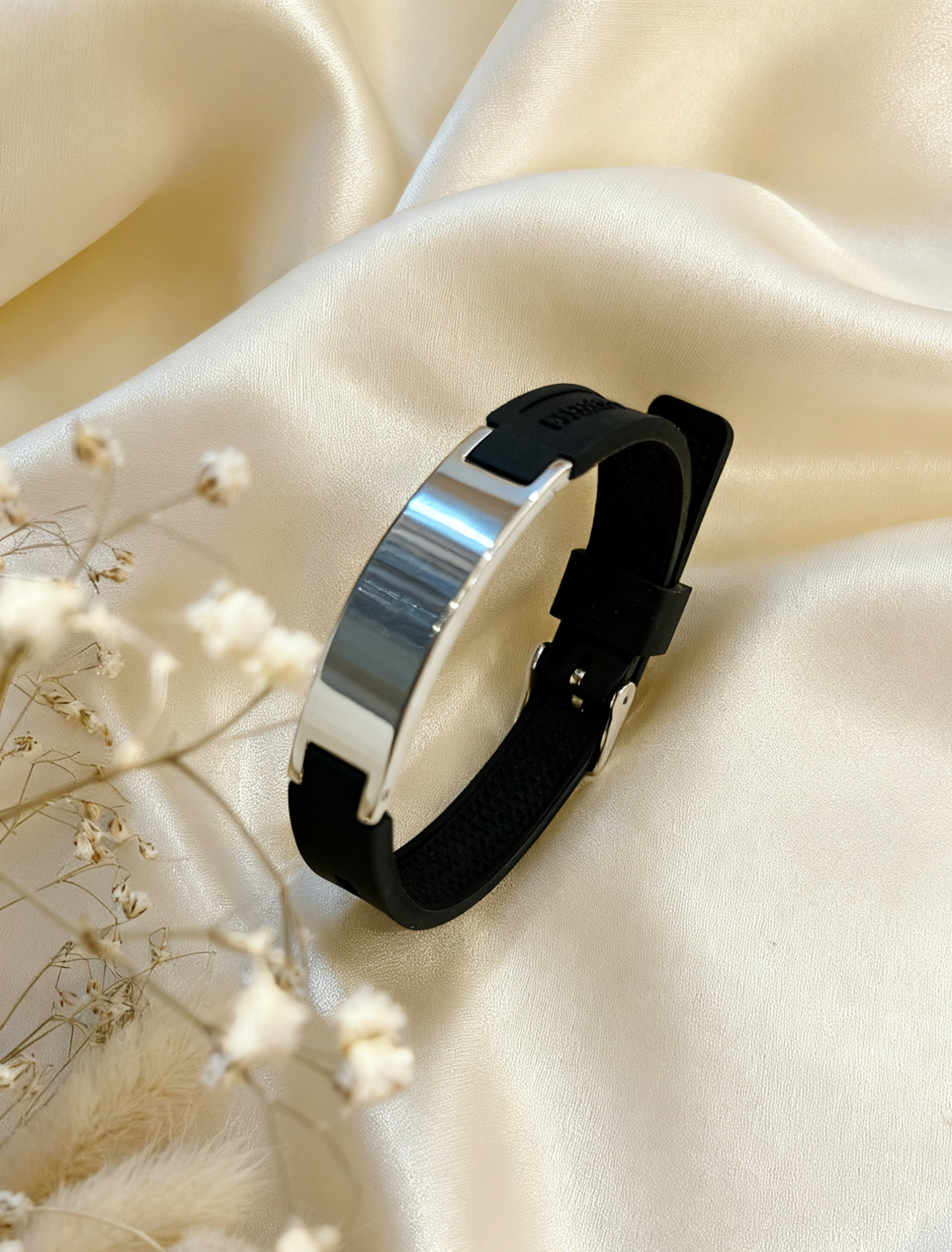 The Perfect Gift for Him & Her | Blaxer 2.0 Anti-Static Bracelet | Stylish Design Meets Everyday Wellness - Long BlackSilver