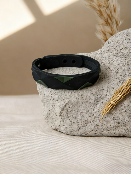 The Perfect Gift for Him & Her | Flat Anti-Static Bracelet | Bold Style Meets Everyday Comfort - Black