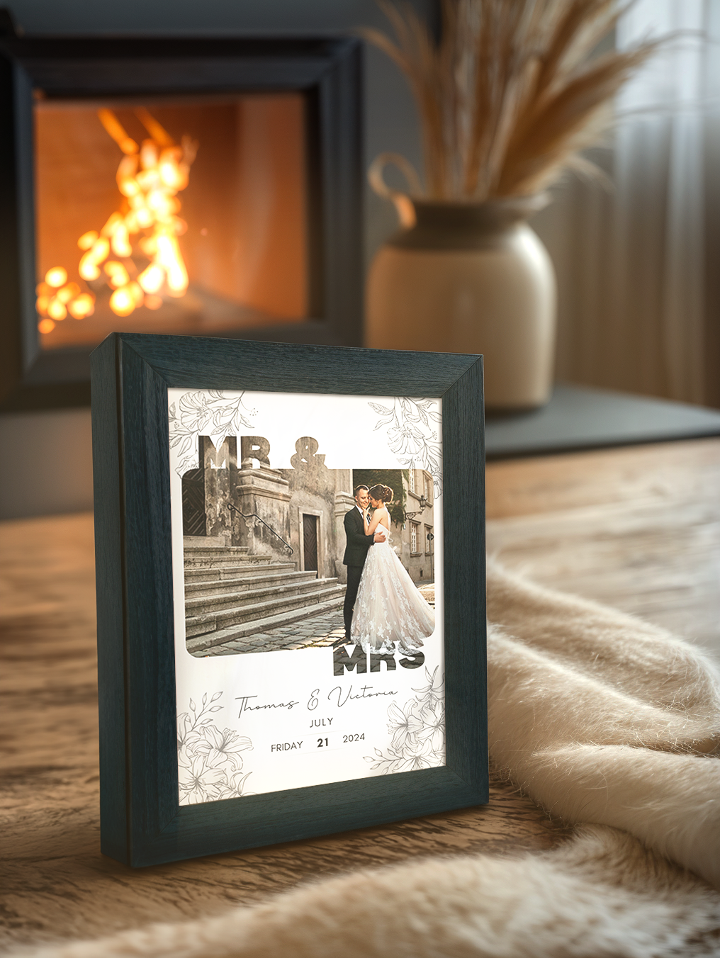 Mr & Mrs Wedding Photo Light Frame