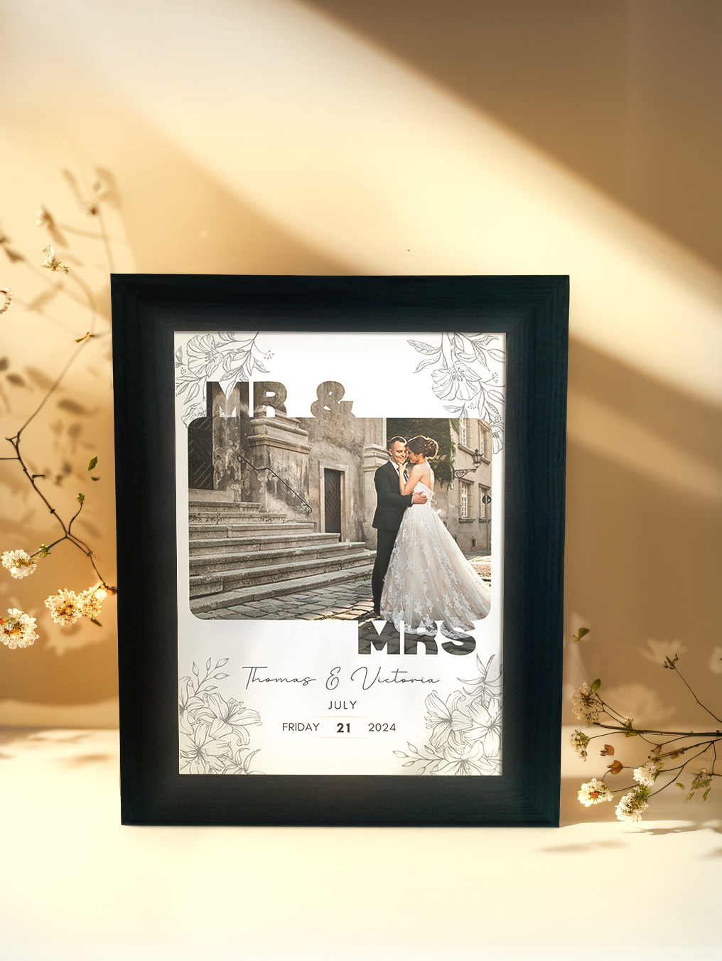 Mr & Mrs Wedding Photo Light Frame